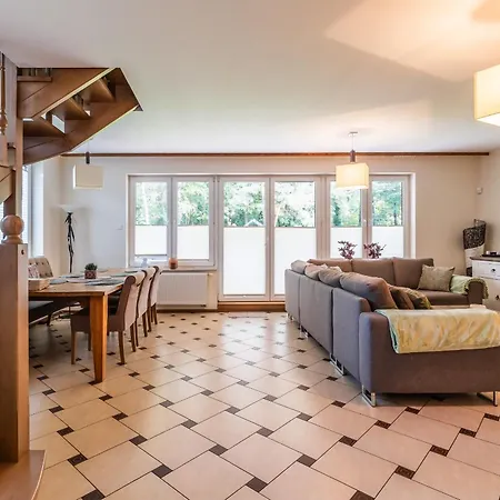 Garian Villa Woryty